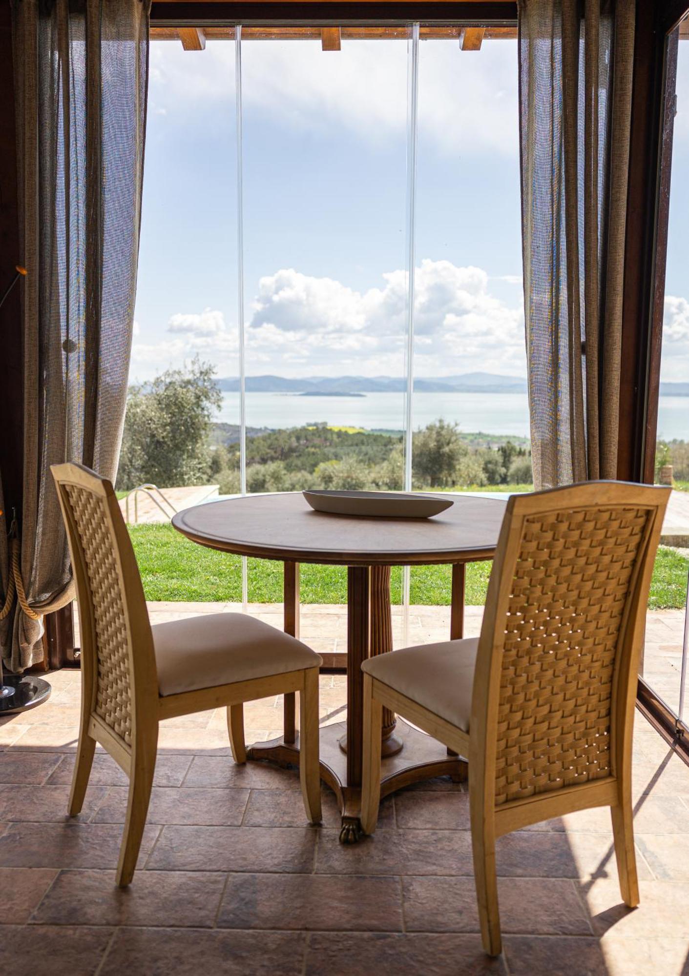 Di Colle In Colle - Country House With Private Pool 투오로술트라시메노 외부 사진